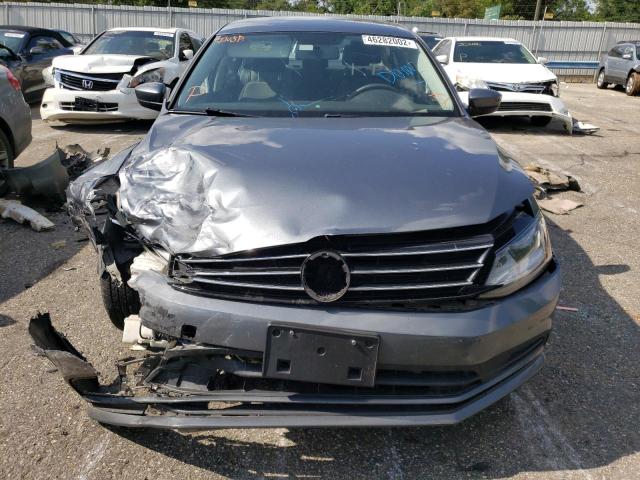 Photo 9 from auction – 2017 VOLKSWAGEN JETTA S with VIN 3VW2B7AJ8HM318411