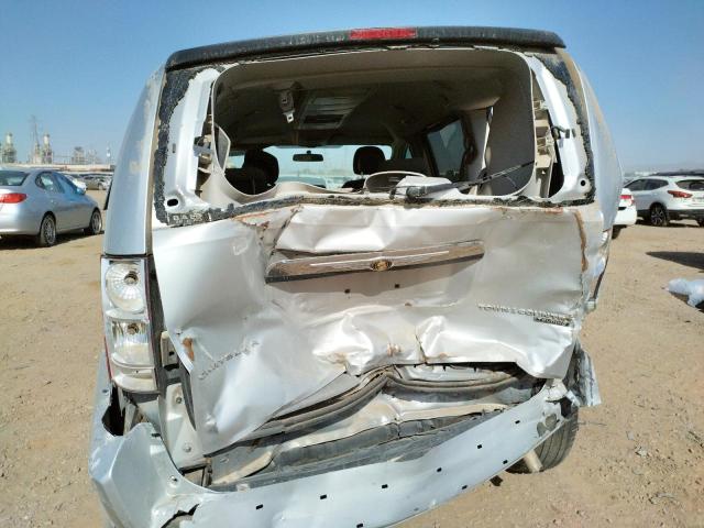 Photo 9 from auction – 2010 CHRYSLER TOWN & COU with VIN 2A4RR5D17AR500994