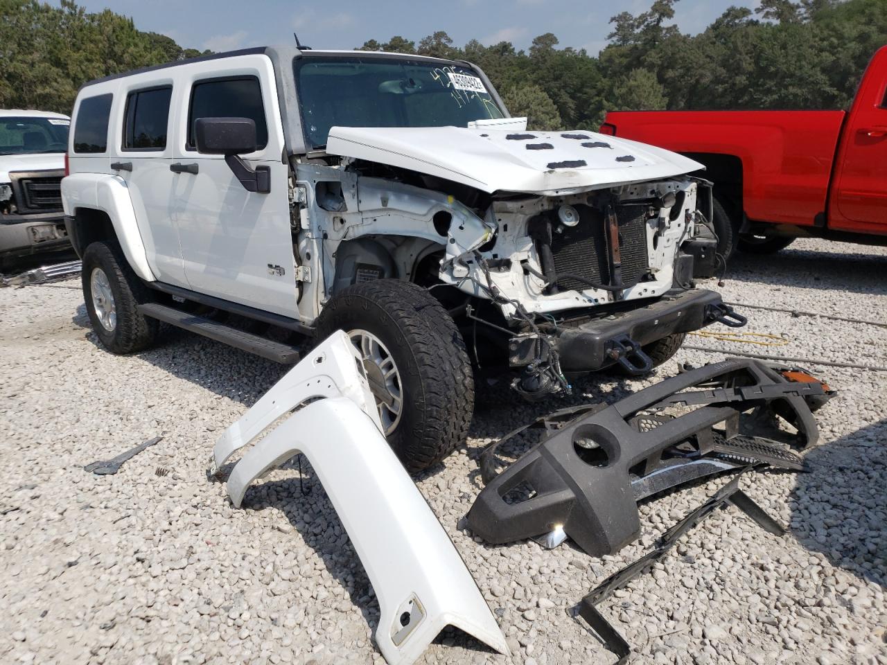 HUMMER H3 2007 with VIN 5GTDN13EX78203112 - Photo from auction