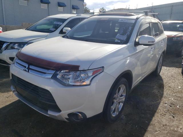 Photo 2 from auction – 2015 MITSUBISHI OUTLANDER with VIN JA4AZ3A31FZ014203