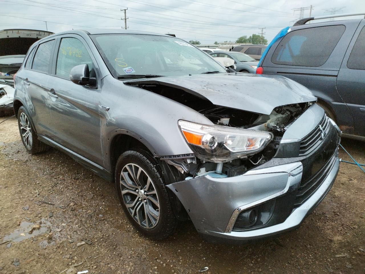 MITSUBISHI OUTLANDER 2016 with VIN JA4AR3AU2GZ026886 - Photo from auction