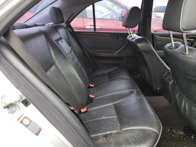 Photo 6 from auction – 2000 MERCEDES-BENZ E 320 4MAT with VIN WDBJF82J6YX041967