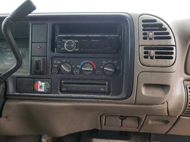 Photo 9 from auction – 1999 GMC SUBURBAN C with VIN 3GKEC16R2XG537665