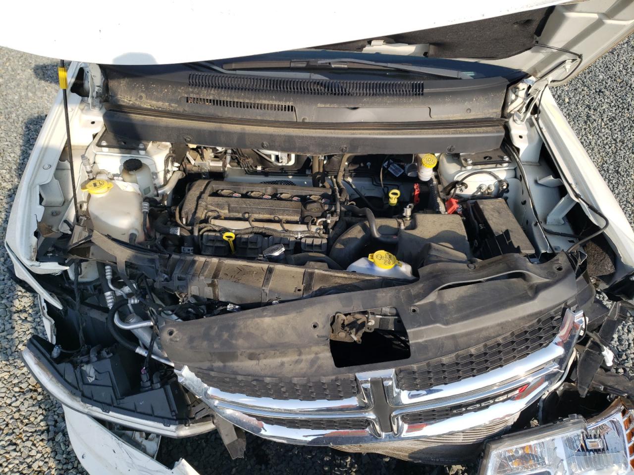 Photo 7 from auction – 2018 DODGE JOURNEY SE with VIN 3C4PDCAB9JT219323