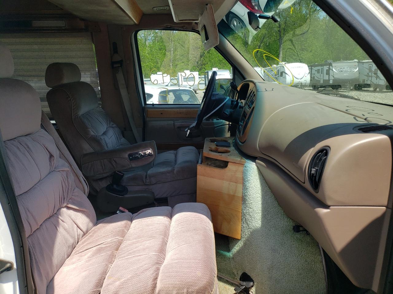 Photo 5 from auction – 1997 FORD ECONOLINE with VIN 1FDEE1466VHA41555