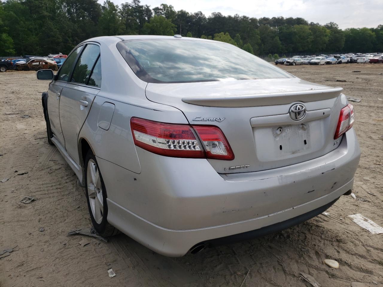 Foto 16 de la subasta – 2011 TOYOTA CAMRY BASE con VIN 4T1BF3EK2BU137130