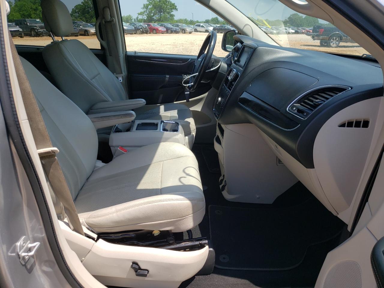 Photo 5 from auction – 2013 CHRYSLER TOWN & COU with VIN 2C4RC1CG3DR766698