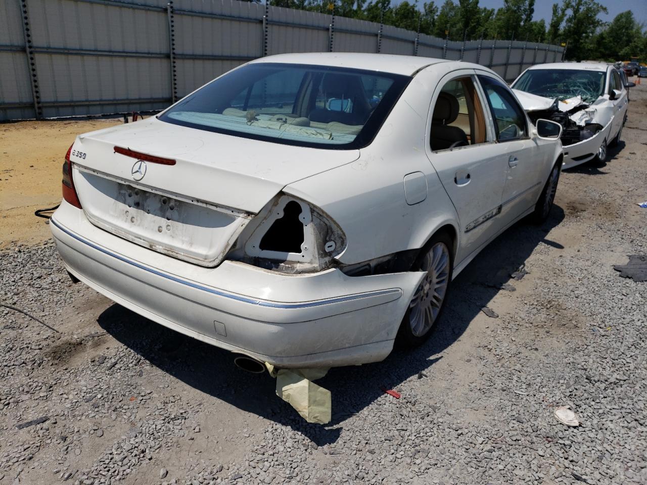 Photo 9 from auction – 2008 MERCEDES-BENZ E 350 with VIN WDBUF56X48B249692