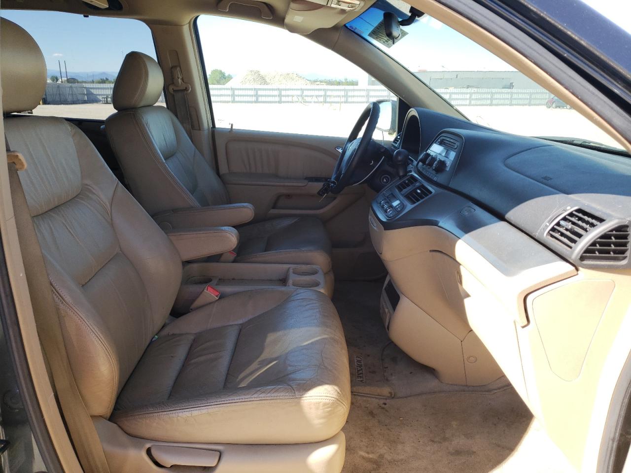 Photo 5 from auction – 2005 HONDA ODYSSEY EX with VIN 5FNRL38785B060666