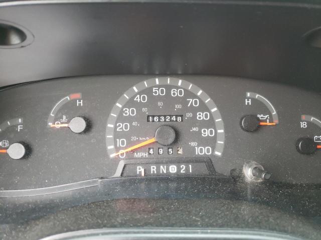 Photo 8 from auction – 2000 FORD ECONOLINE with VIN 1FBSS31L5YHB71003