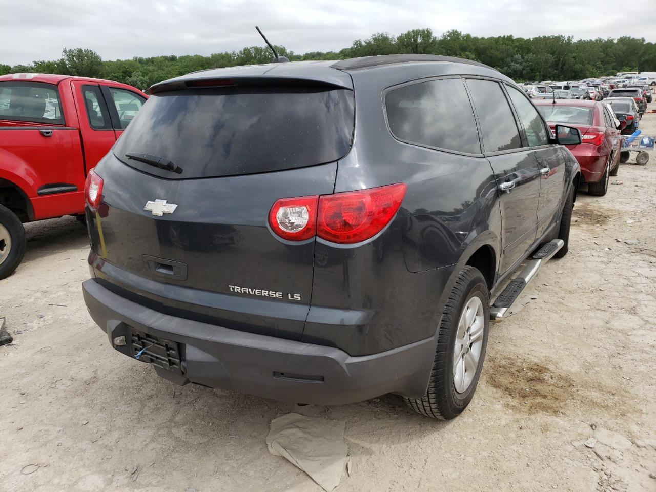 Photo 4 from auction – 2012 CHEVROLET TRAVERSE L with VIN 1GNKRFED9CJ252574