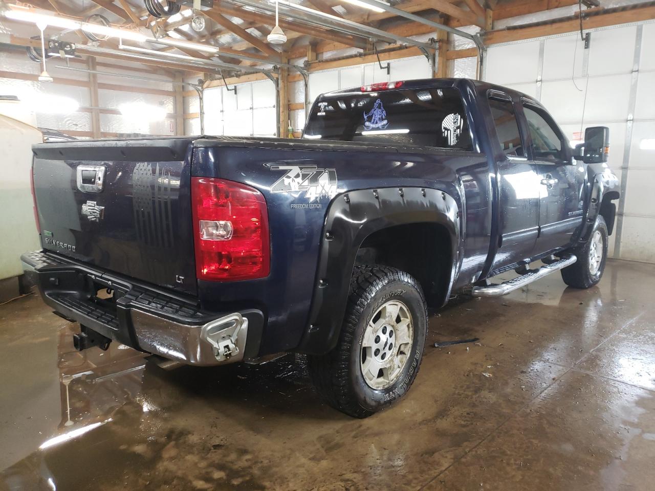 Photo 4 from auction – 2010 CHEVROLET SILVERADO with VIN 1GCSKSE37AZ109778