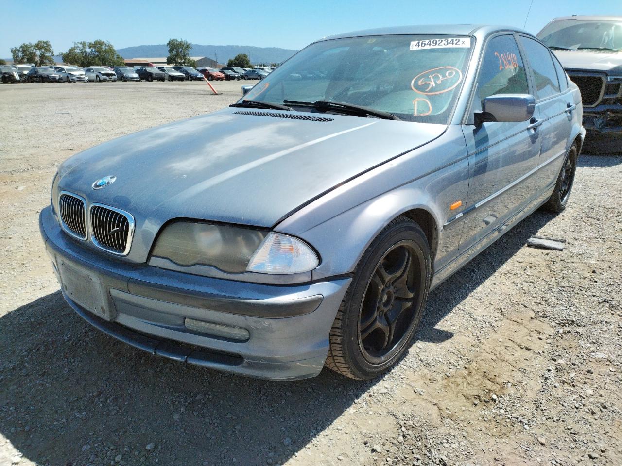 Photo 2 from auction – 2000 BMW 323 I with VIN WBAAM3343YFP72698
