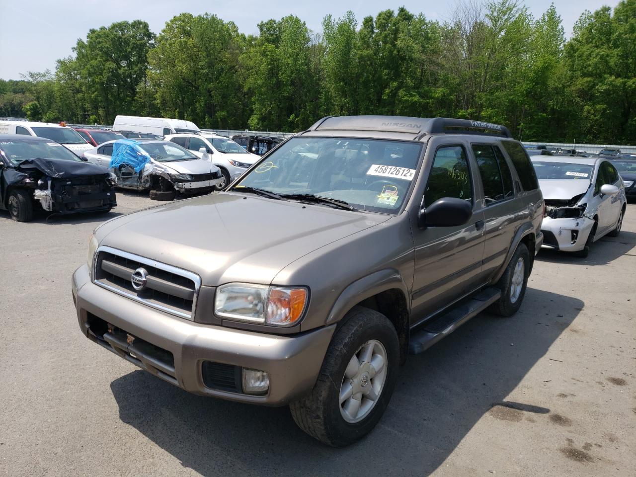 Photo 2 from auction – 2002 NISSAN PATHFINDER with VIN JN8DR09Y22W741254