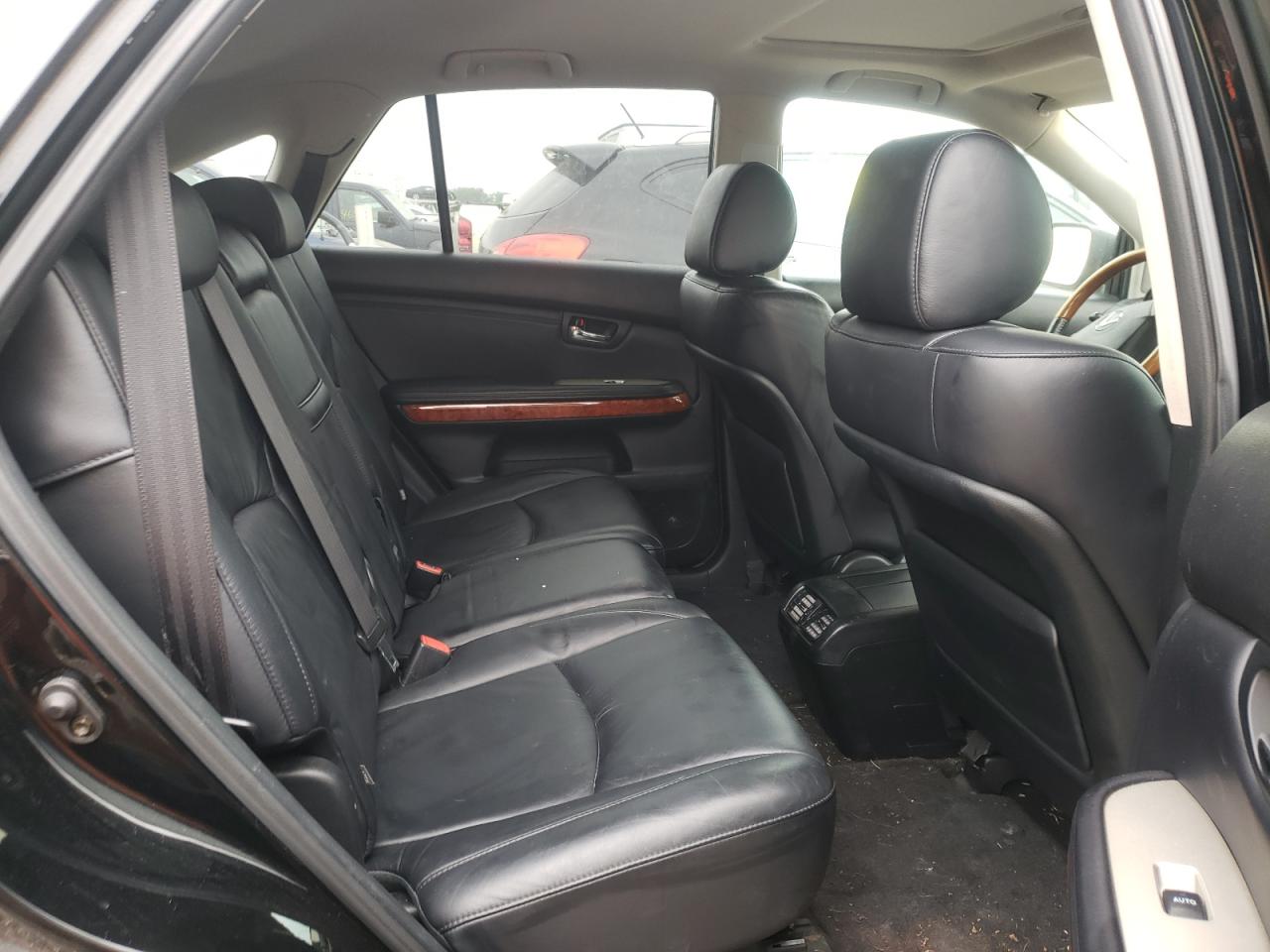 Photo 6 from auction – 2004 LEXUS RX 330 with VIN 2T2HA31U24C031681