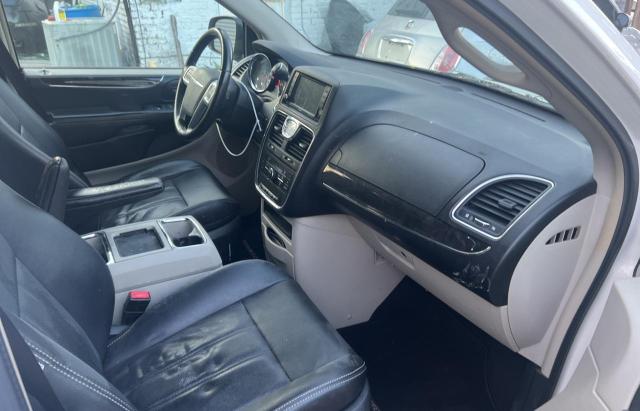 Photo 4 from auction – 2012 CHRYSLER TOWN & COU with VIN 2C4RC1BG8CR249753