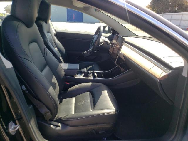 Photo 5 from auction – 2018 TESLA MODEL 3 with VIN 5YJ3E1EA8JF171801