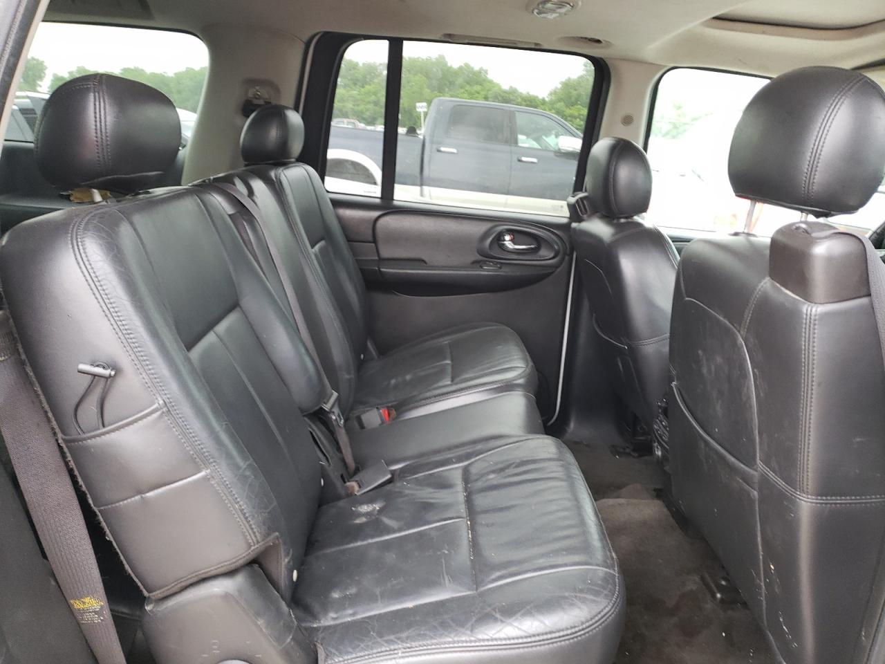 Photo 6 from auction – 2005 CHEVROLET TRAILBLAZE with VIN 1GNET16S256111754