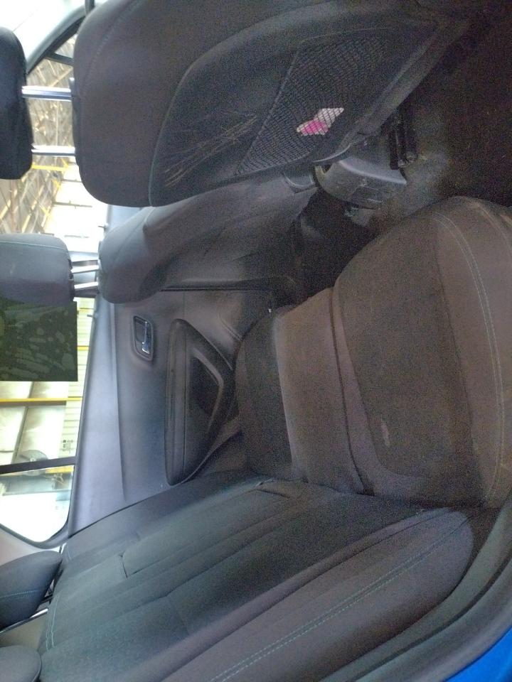 Photo 6 from auction – 2016 CHEVROLET TRAX LS with VIN KL7CJKSB0GB650690