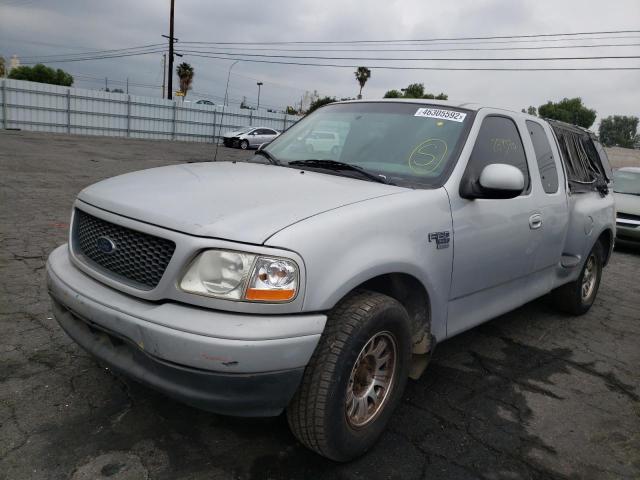 Photo 2 from auction – 2001 FORD F150 with VIN 2FTRX07W31CA86377
