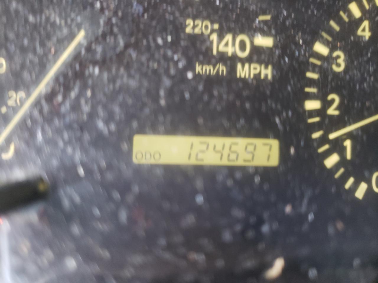 Photo 8 from auction – 2000 LEXUS RX 300 with VIN JT6HF10U6Y0156315
