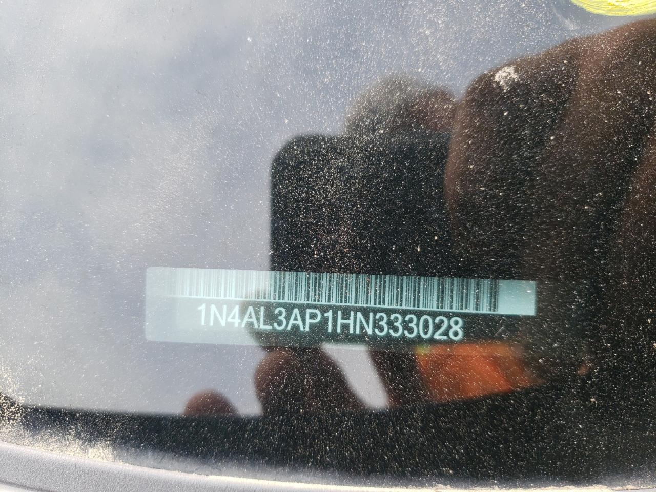 Photo 10 from auction – 2017 NISSAN ALTIMA 2.5 with VIN 1N4AL3AP1HN333028