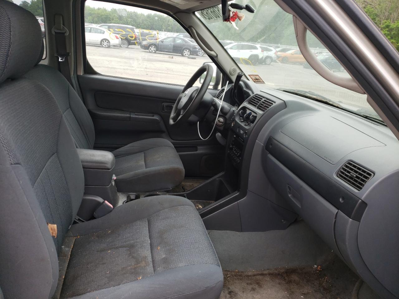 Photo 5 from auction – 2005 NISSAN FRONTIER C with VIN 1N6DD26T53C426463