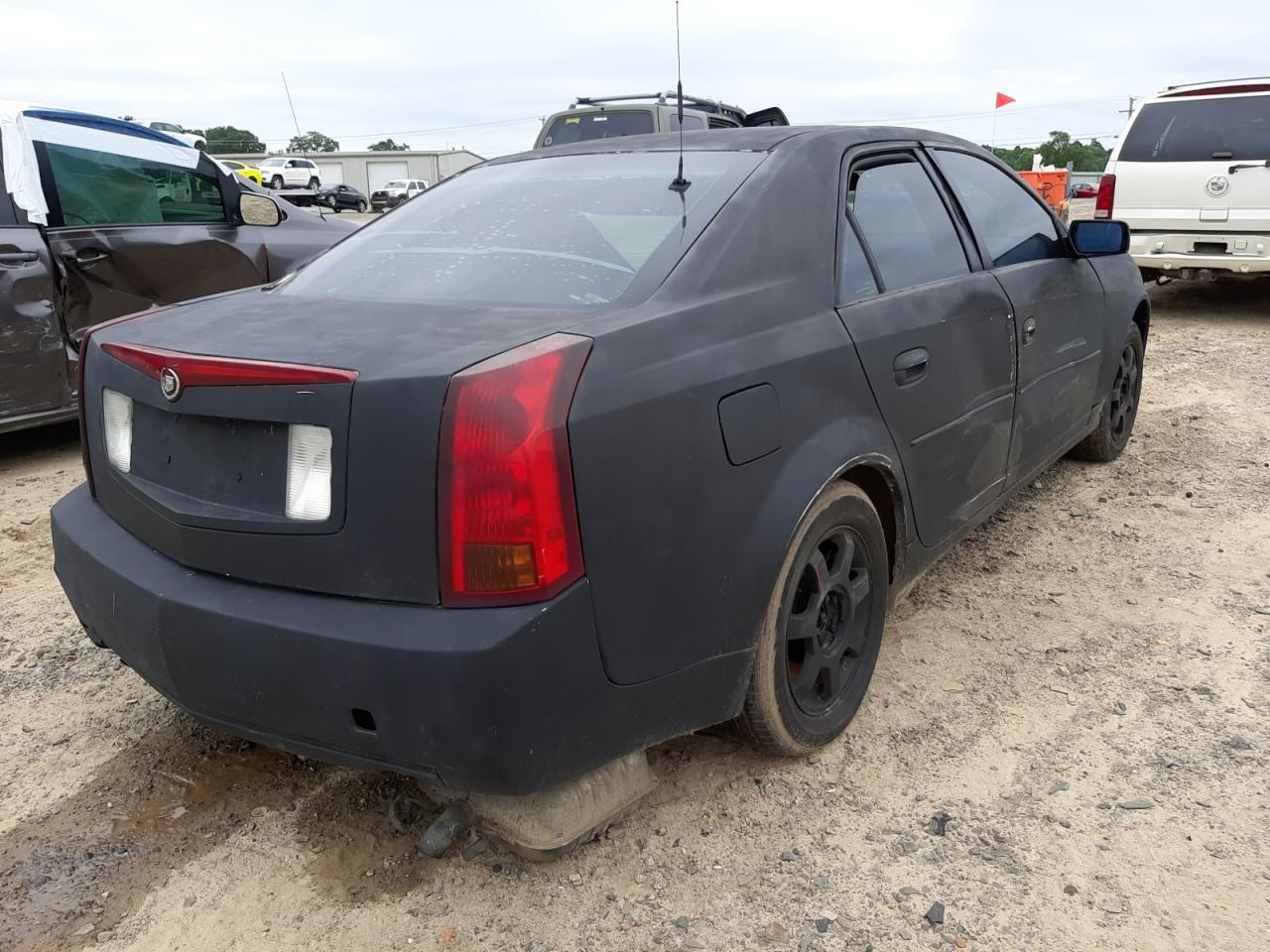 Photo 4 from auction – 2004 CADILLAC CTS with VIN 1G6DM577940170159