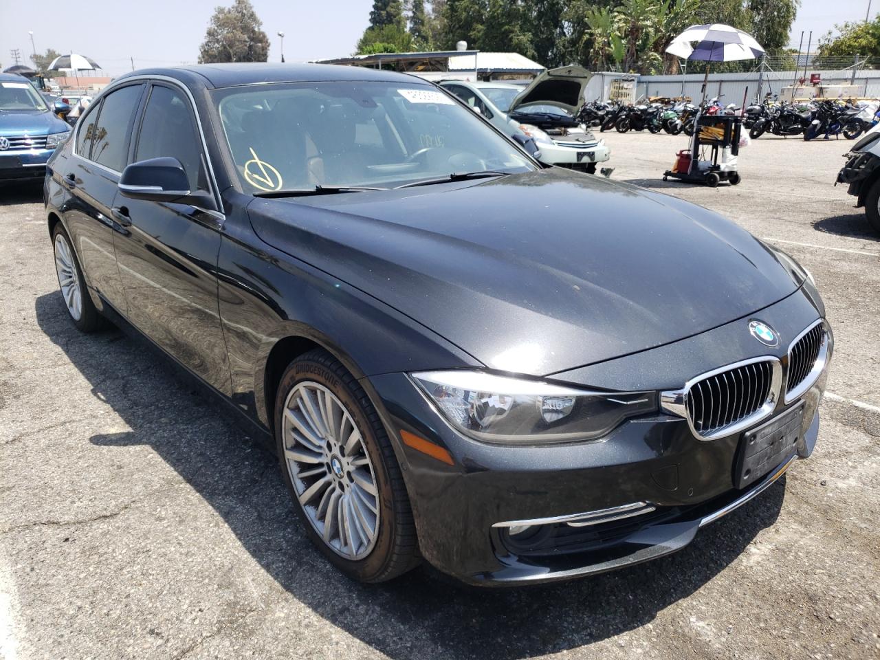 BMW 328 I 2013 с VIN WBA3A5C50DF602461 - Фото с аукциона