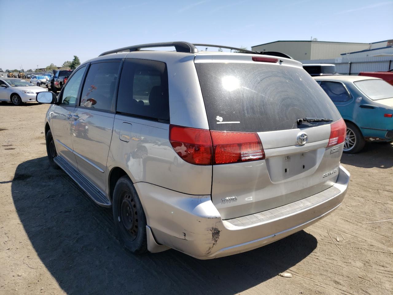Photo 3 from auction – 2005 TOYOTA SIENNA CE with VIN 5TDZA23C45S302255