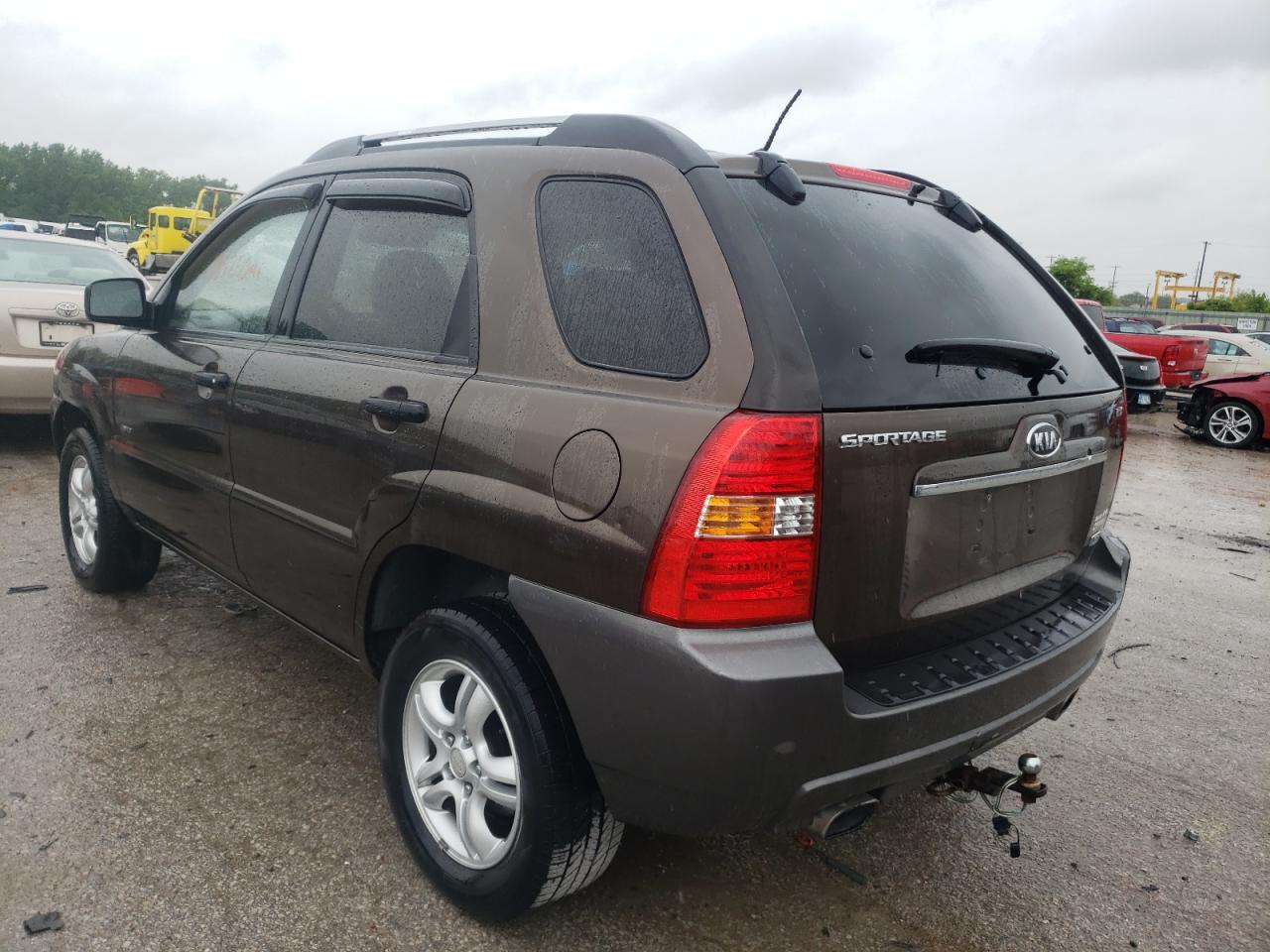 Photo 3 from auction – 2008 KIA SPORTAGE E with VIN KNDJE723087463166