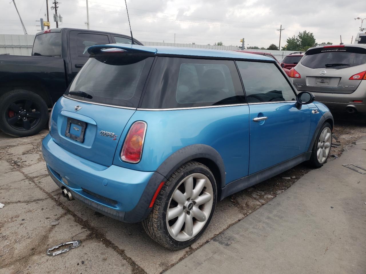 Фото 4 с аукциона – 2003 MINI COOPER S с VIN WMWRE33473TD67229