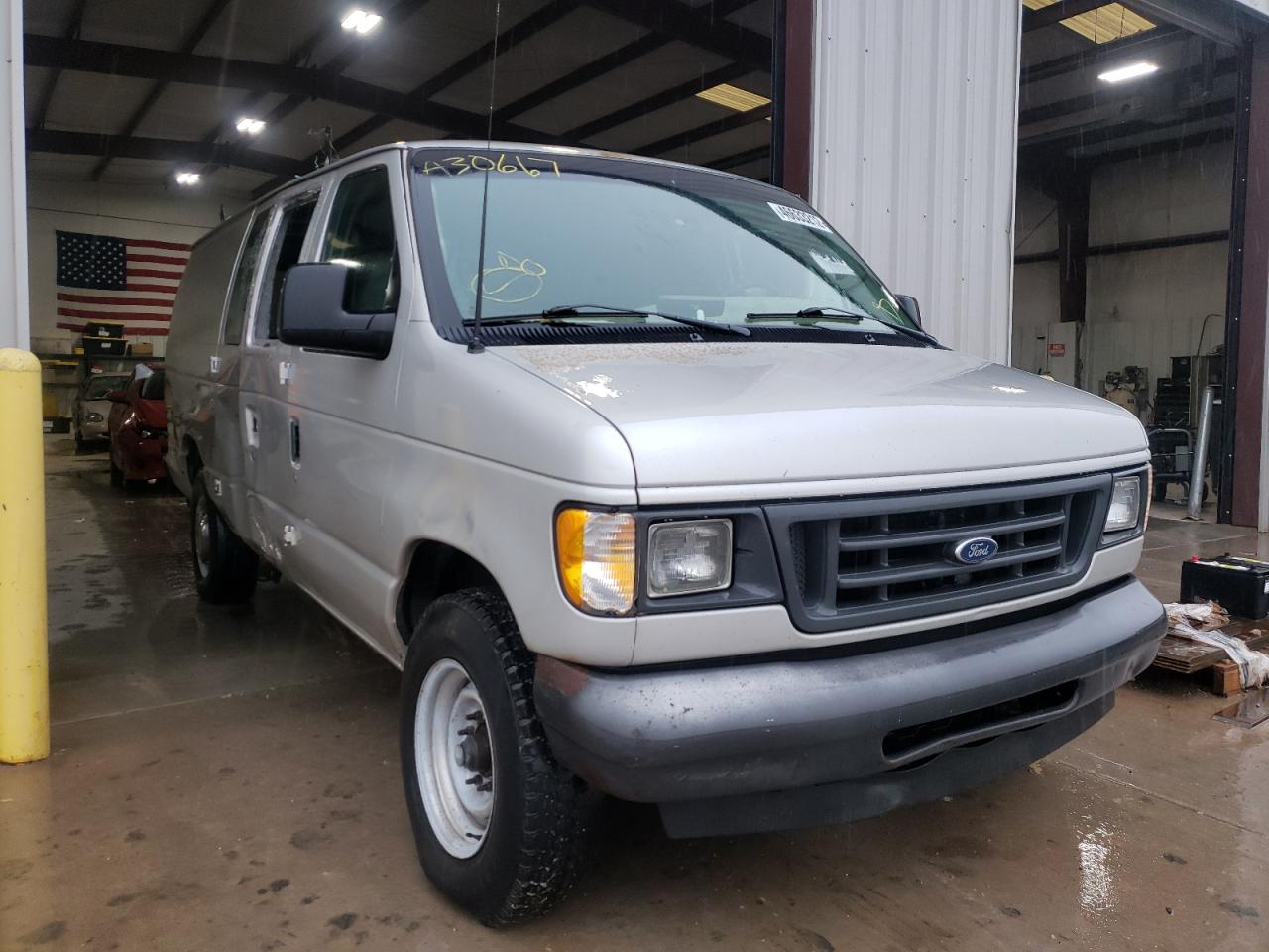 FORD ECONOLINE 2003 with VIN 1FTNS242X3HA30667 - Photo from auction