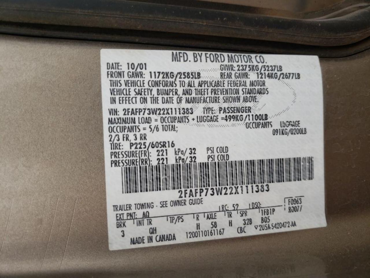 Photo 10 from auction – 2002 FORD CROWN VICT with VIN 2FAFP73W22X111383