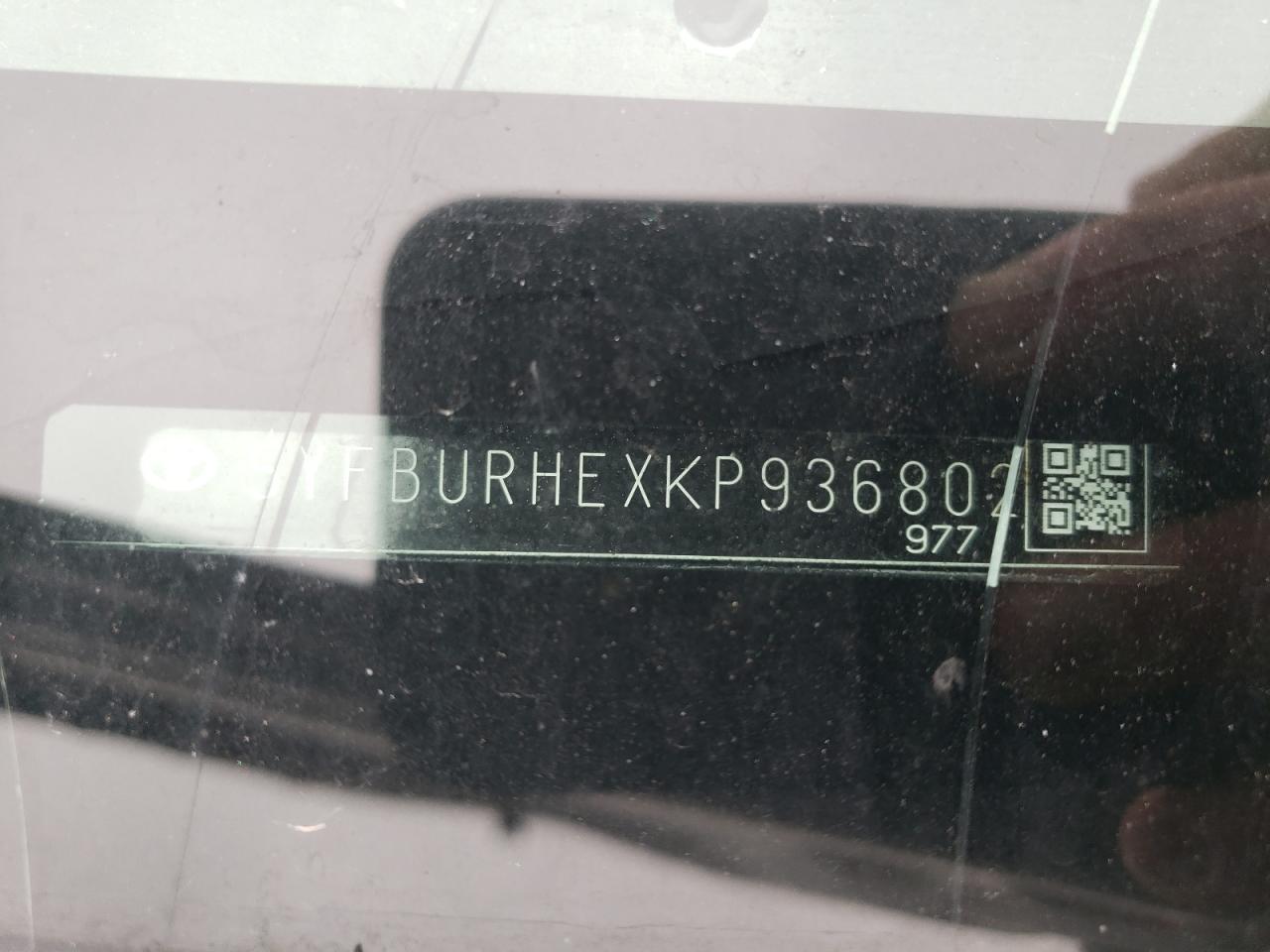 Photo 10 from auction – 2019 TOYOTA COROLLA L with VIN 5YFBURHEXKP936802