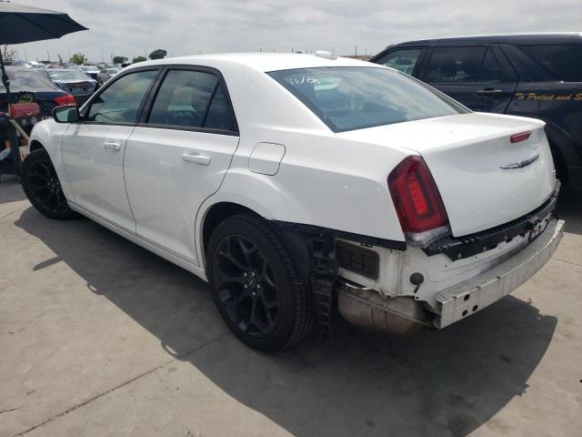 Photo 3 from auction – 2019 CHRYSLER 300 S with VIN 2C3CCABGXKH618076