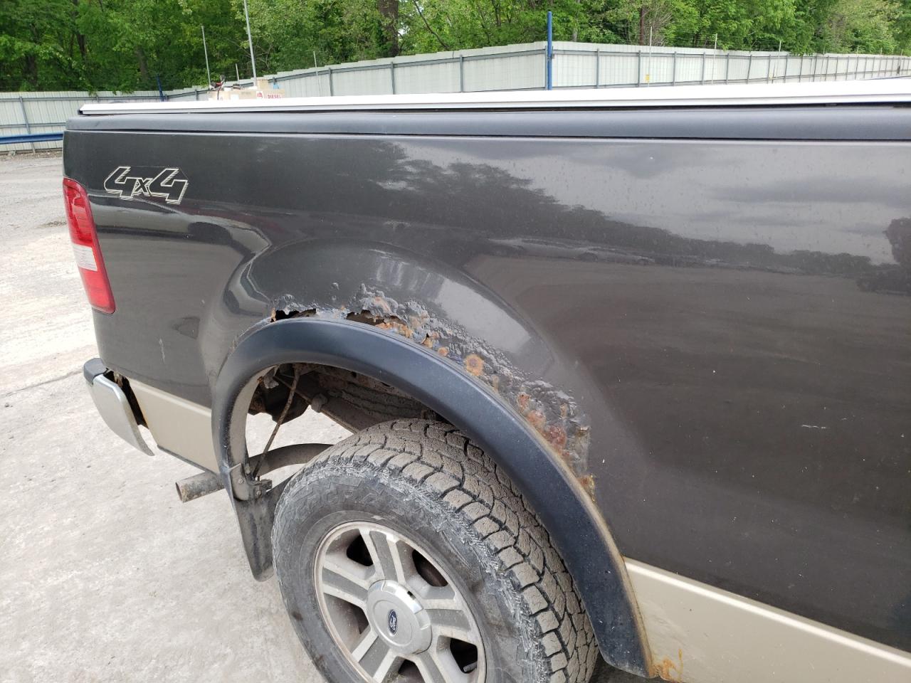 Photo 9 from auction – 2007 FORD F150 with VIN 1FTPX14V07FA81093