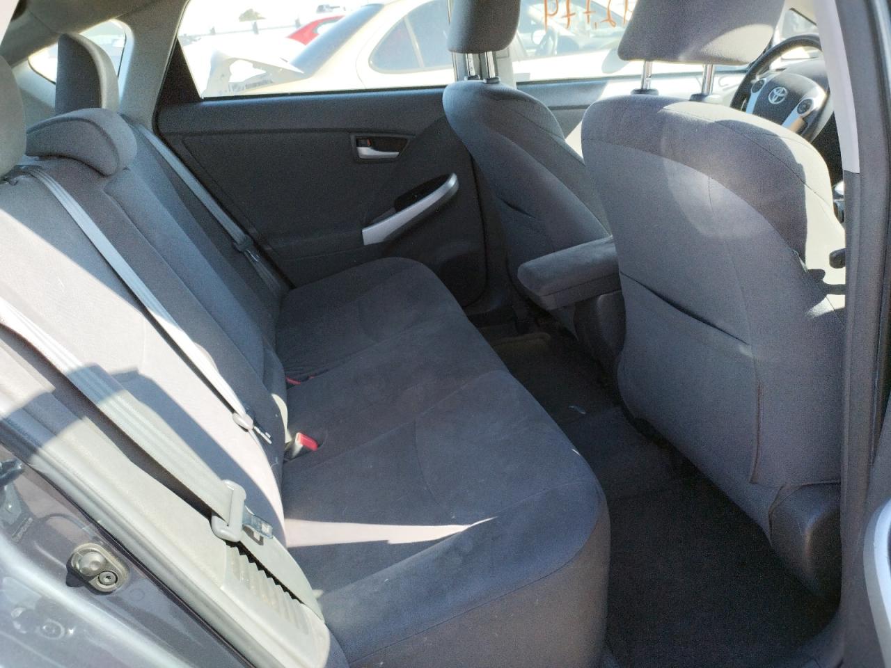 صورة رقم 18 من المزاد - 2011 TOYOTA PRIUS مع VIN JTDKN3DU0B1404602