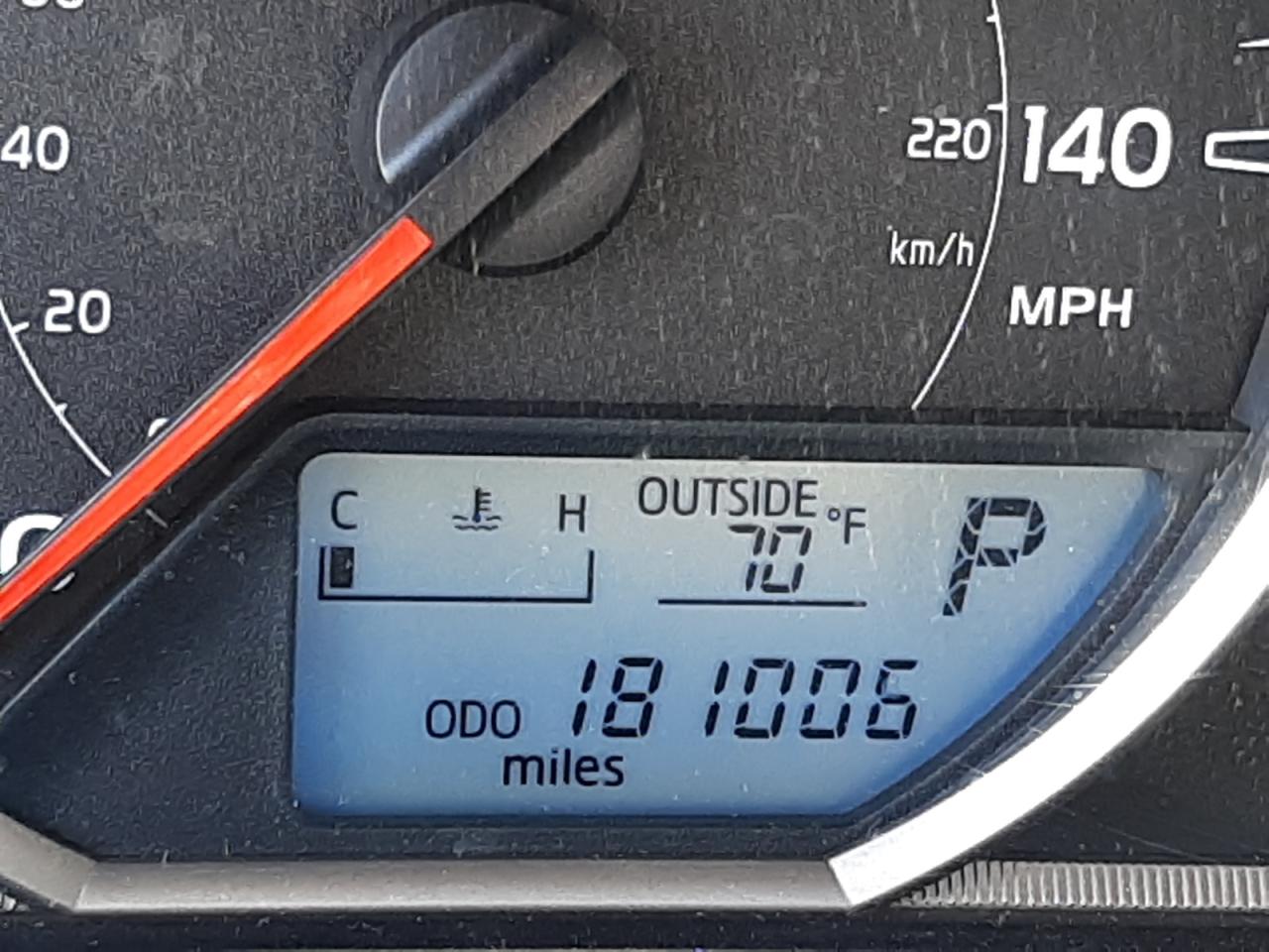 Photo 8 from auction – 2013 TOYOTA RAV4 XLE with VIN JTMWFREV7D5000488