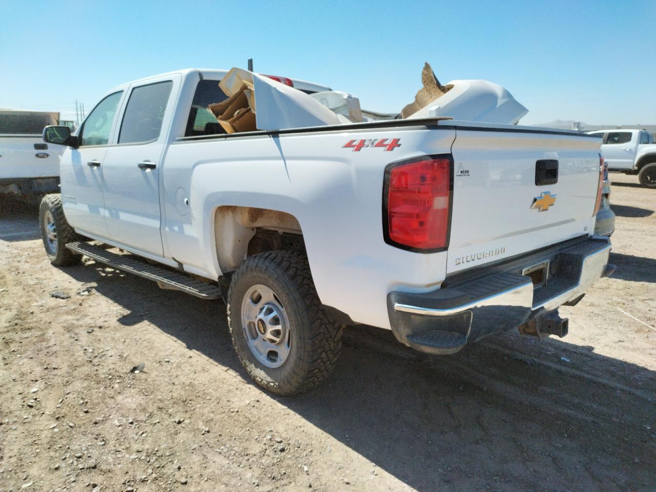 Photo 3 from auction – 2019 CHEVROLET SILVERADO with VIN 1GC1KREG0KF178175