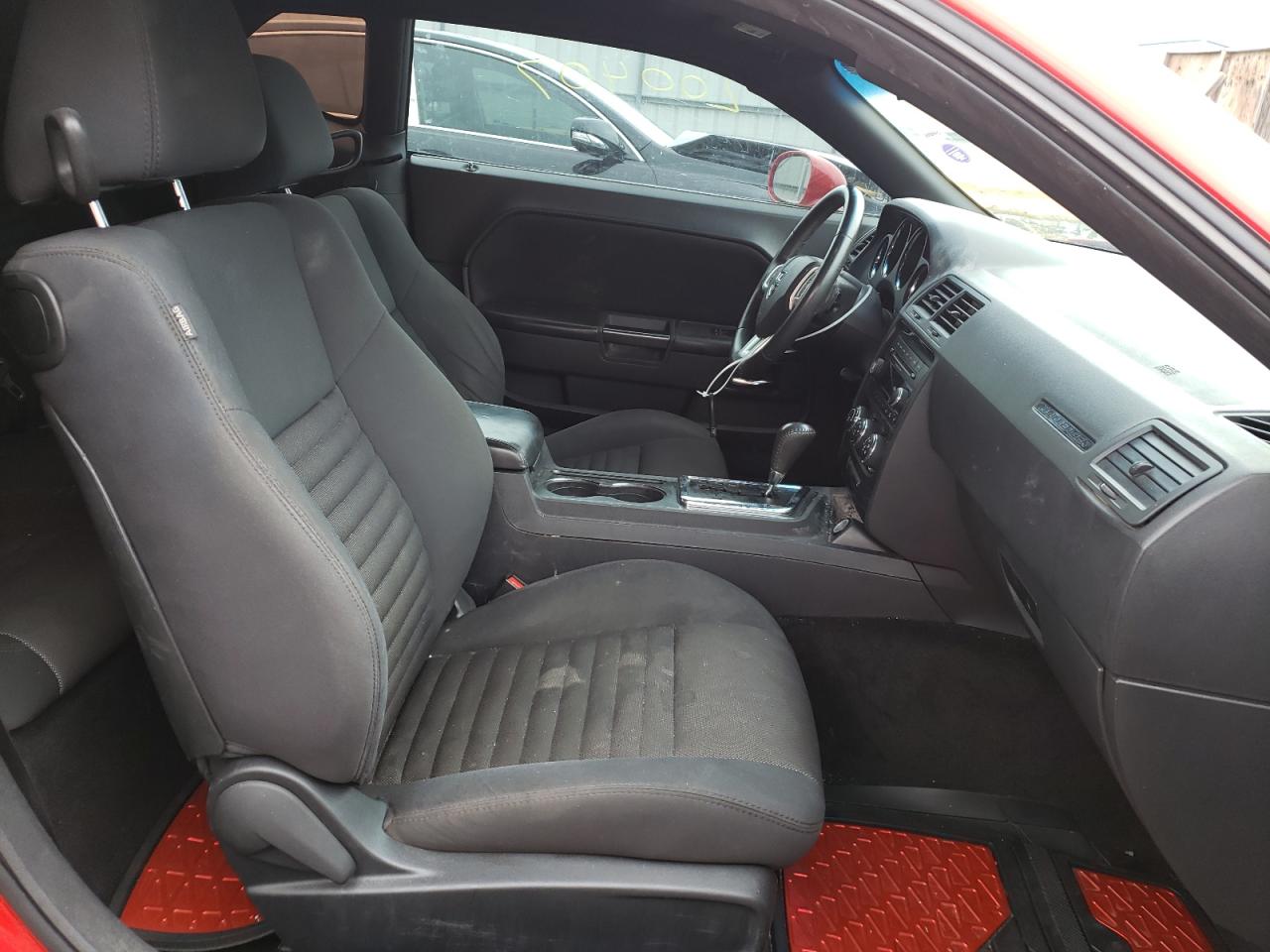 Photo 5 from auction – 2014 DODGE CHALLENGER with VIN 2C3CDYAG4EH233799