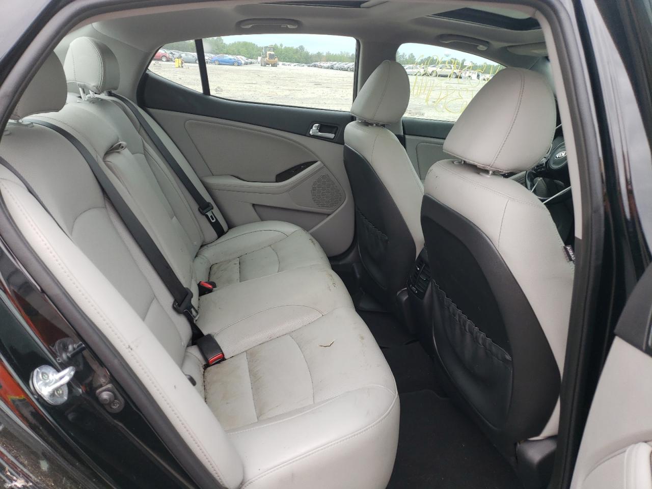 Photo 6 from auction – 2015 KIA OPTIMA EX with VIN 5XXGN4A77FG412135