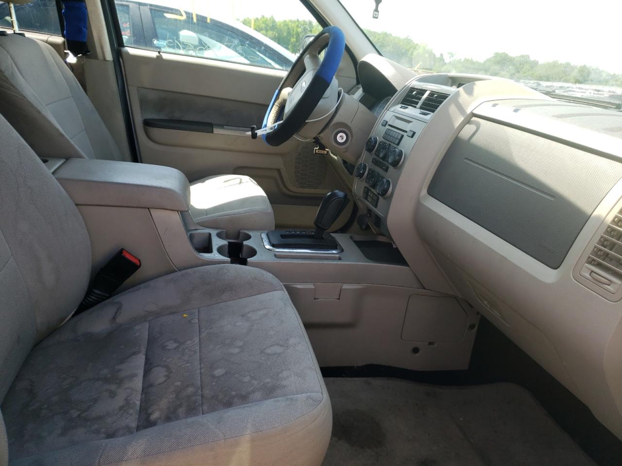 Photo 5 from auction – 2012 FORD ESCAPE XLT with VIN 1FMCU9D76CKB07457