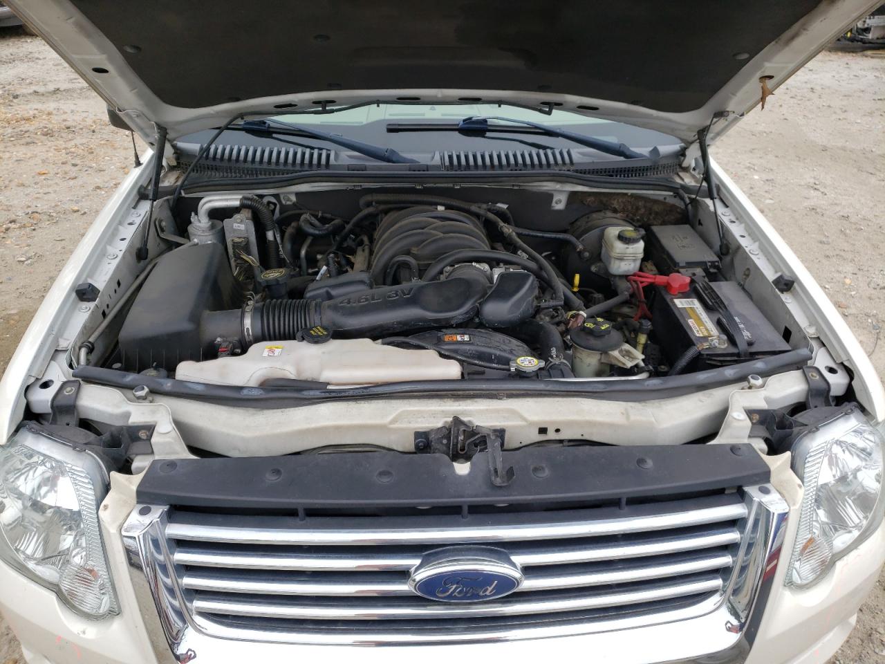 Photo 7 from auction – 2007 FORD EXPLORER L with VIN 1FMEU75857UB12924