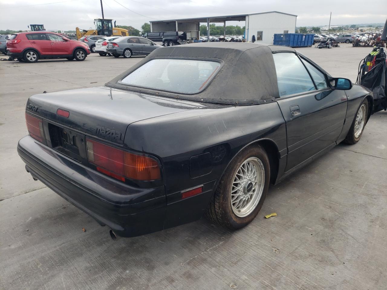 Photo 17 from auction – 1991 MAZDA RX7 with VIN JM1FC3525M0900850