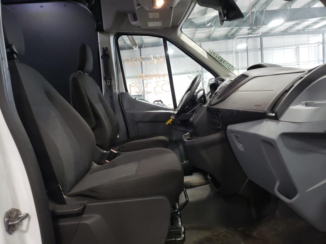 Photo 18 from auction – 2019 FORD TRANSIT T- with VIN 1FTYR2CM7KKB07752