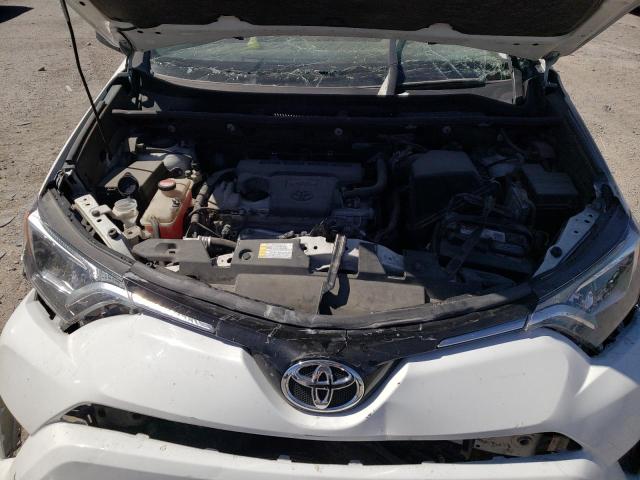 Photo 7 from auction – 2016 TOYOTA RAV4 LE with VIN JTMZFREV3GJ062172