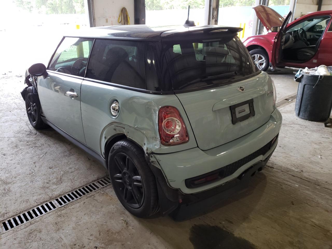 Photo 3 from auction – 2012 MINI COOPER S with VIN WMWSV3C57CT386922