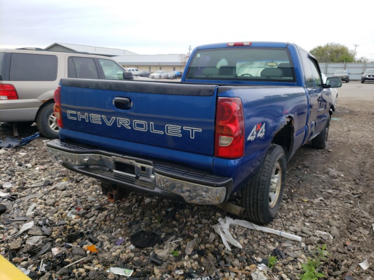 Photo 17 from auction – 2003 CHEVROLET SILVERADO with VIN 2GCEK19V931375558