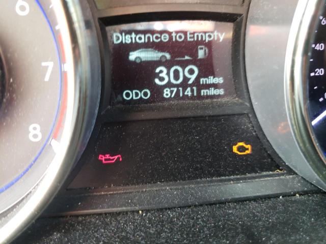 Photo 8 from auction – 2011 HYUNDAI SONATA SE with VIN 5NPEC4AB4BH199791